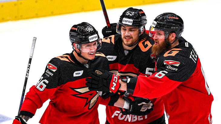 «Авангард» в матче с «Ак Барсом» «Авангард» в матче с «Ак Барсом»