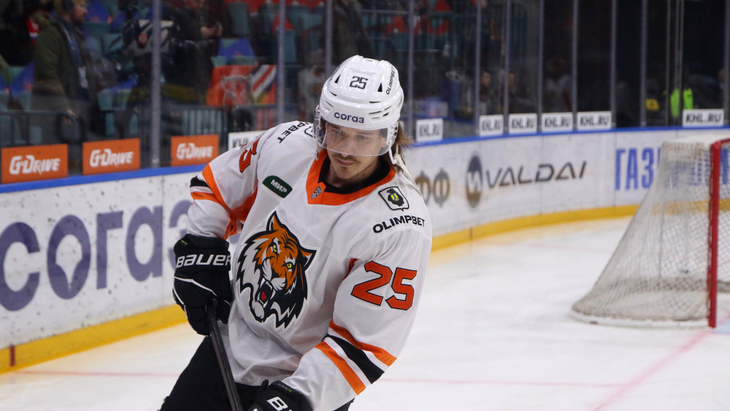 Алекс Бродхерст — нападающий «Амура»