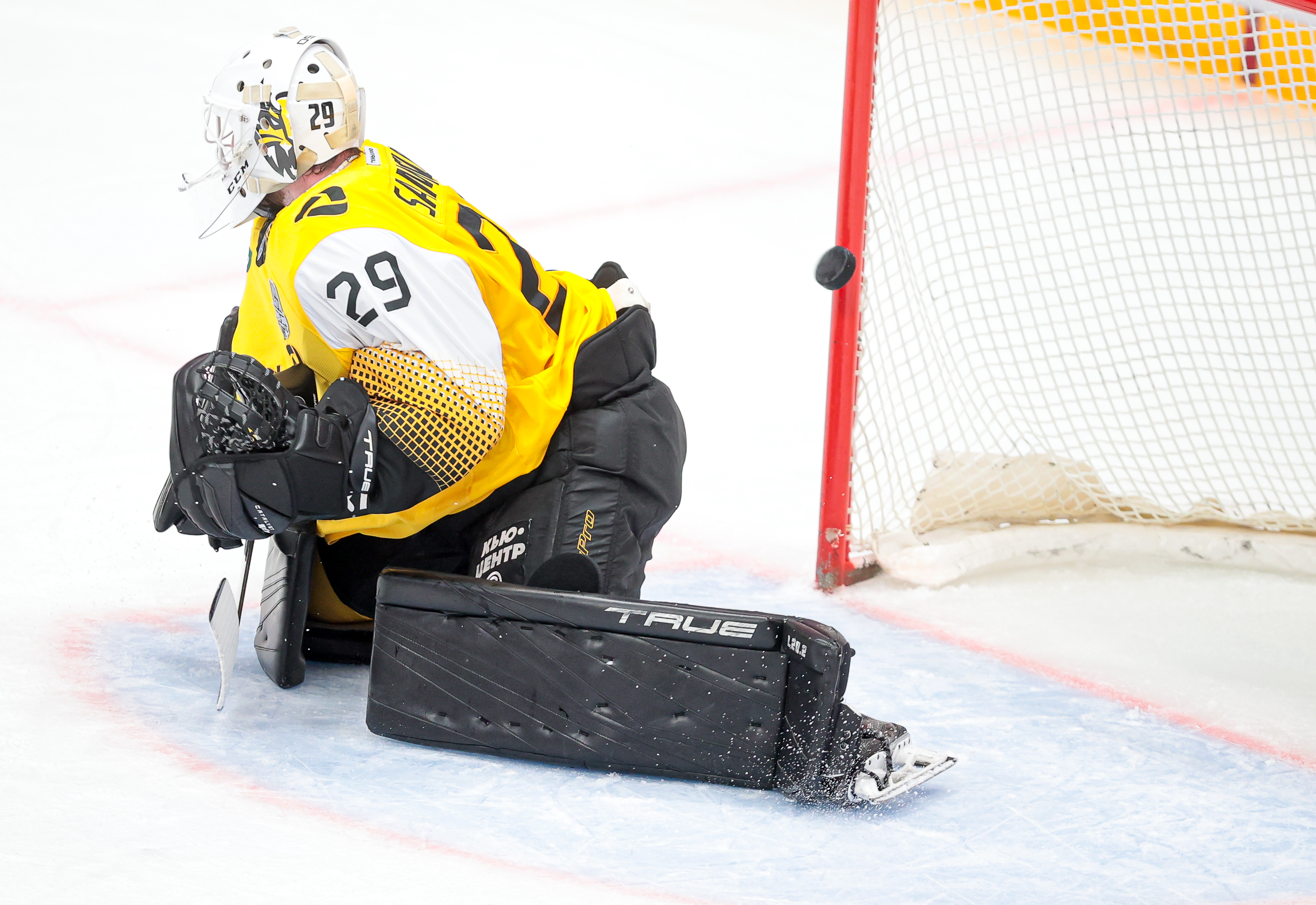 «Спартак» разгромил «Северсталь» в последнем матче