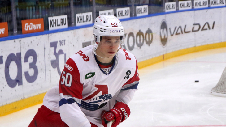 Даниил Бут — нападающий «Локомотива»