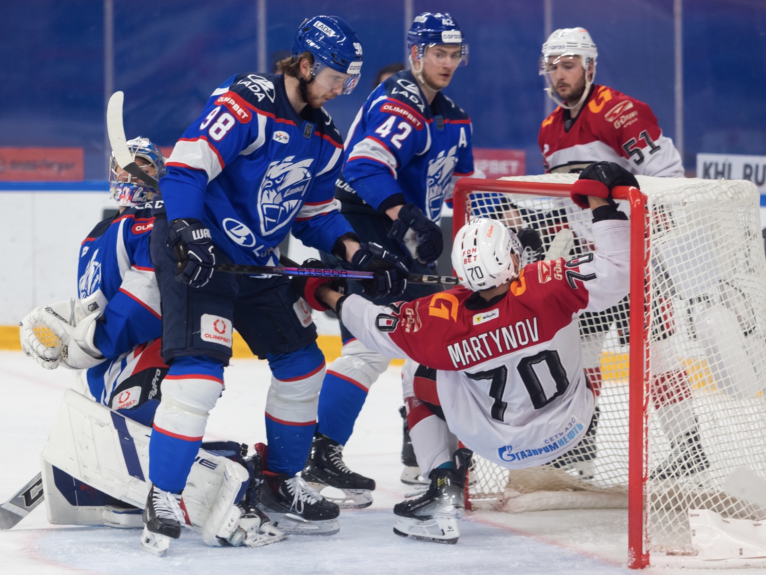 «Лада» уступила «Авангарду»