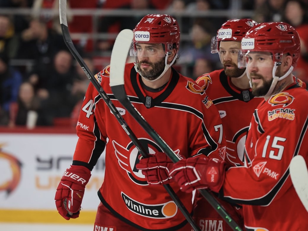 «Автомобилист» обыграл «Амур»