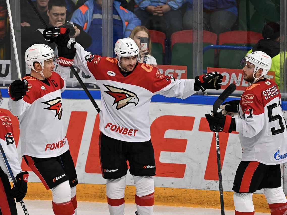 «Авангард» добился 11 побед подряд