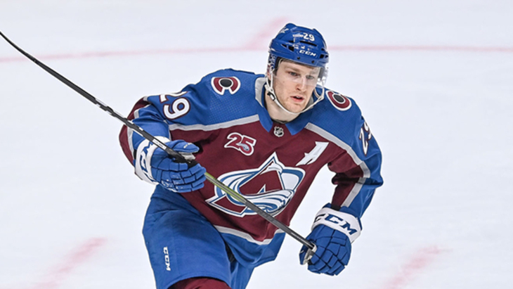 Нейтан Маккиннон («Колорадо»)