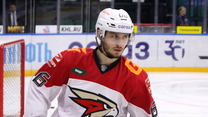 Семен Чистяков — защитник «Авангарда»