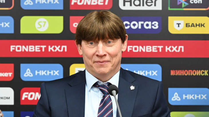 Игорь Гришин — главный тренер «Нефтехимика»