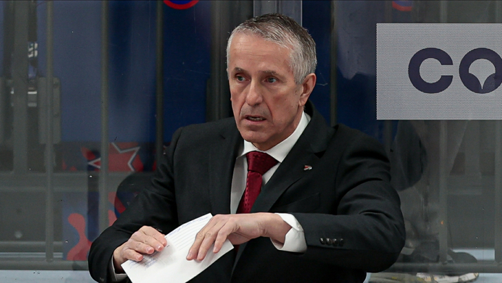 Боб Хартли — главный тренер «Локомотива»