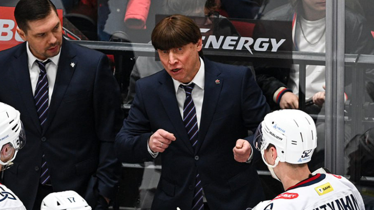 Игорь Гришин — главный тренер «Нефтехимика»