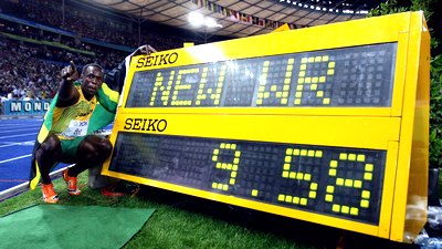 Однажды Усэйн Болт пробежал стометровку за 9,58 секунды