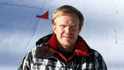 Денис Тихомиров Денис Тихомиров