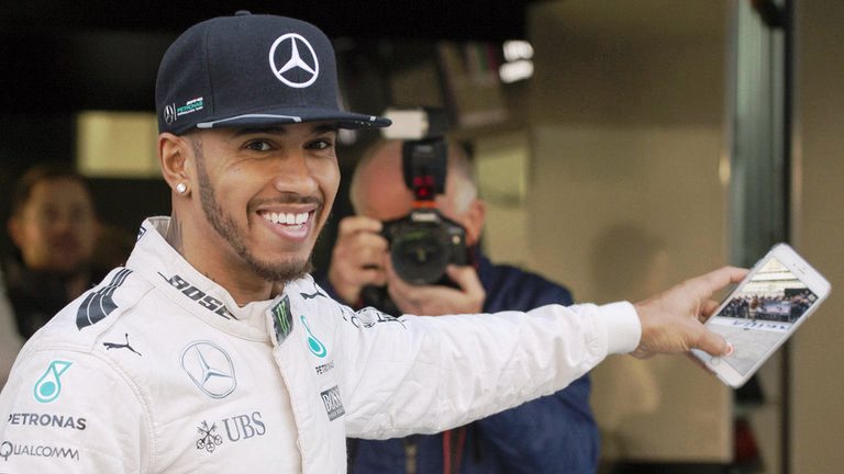 Льюис Хэмилтон