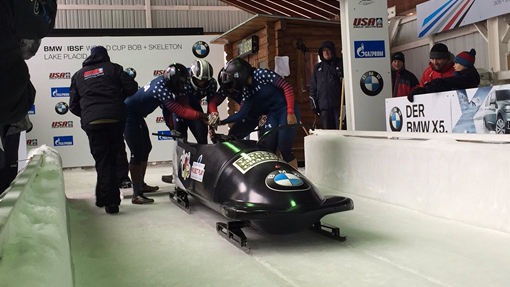 Бобслеисты