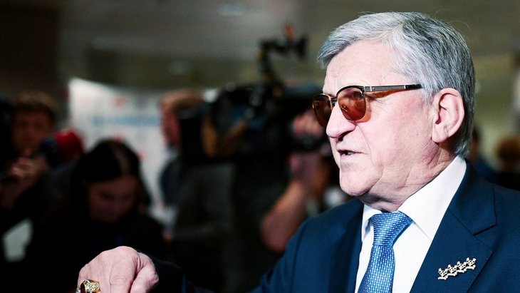 Александр Тихонов