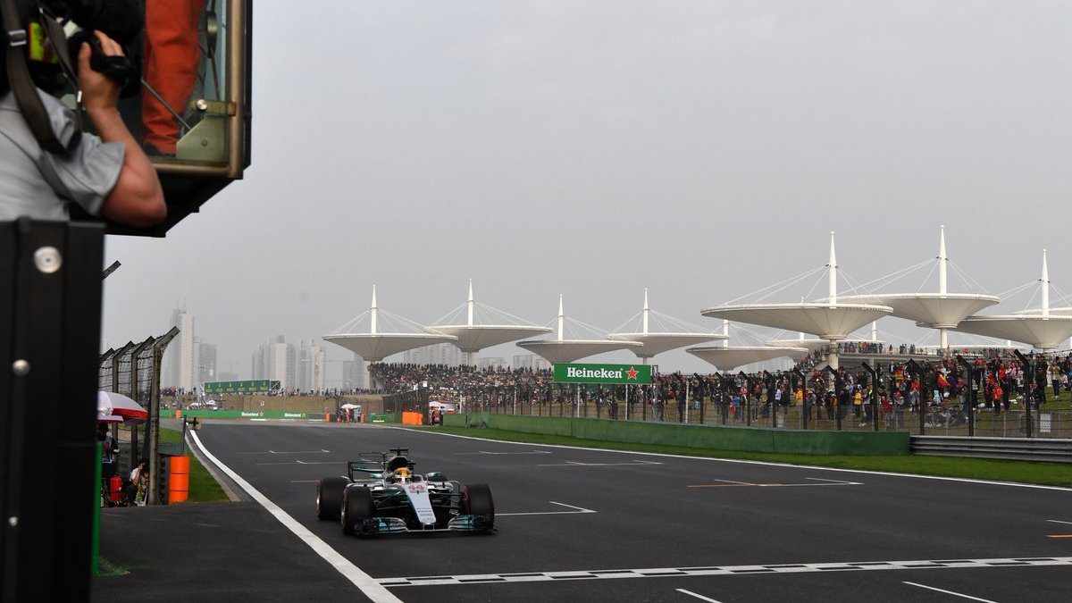 Льюис Хэмилтон