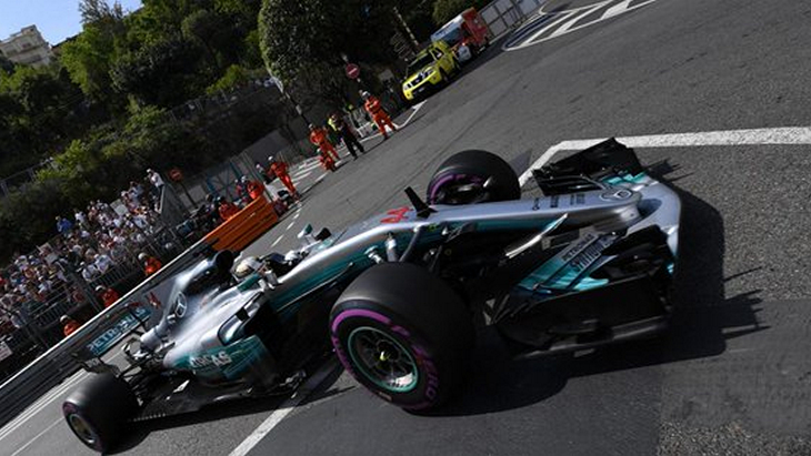 Льюис Хэмилтон