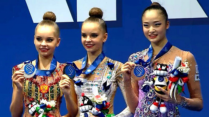 Арна Аверина, Дина Аверина и Кахо Минагава