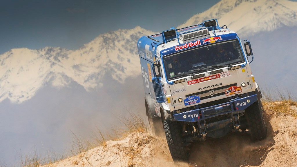 Эдуард Николаев