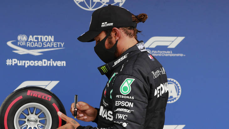 Льюис Хэмилтон