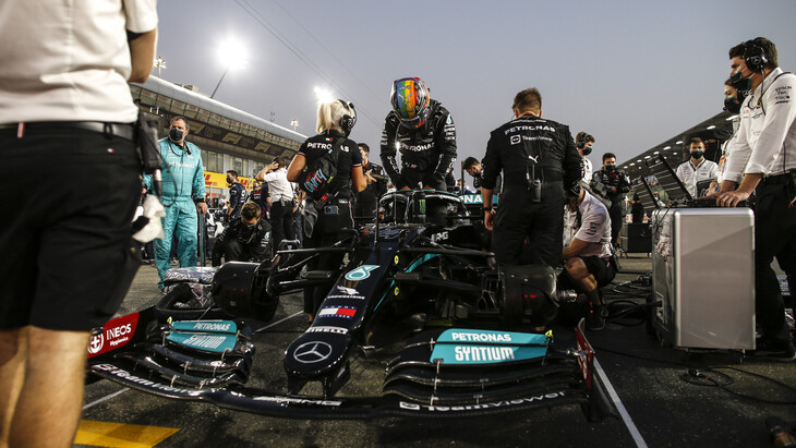 Льюис Хэмилтон