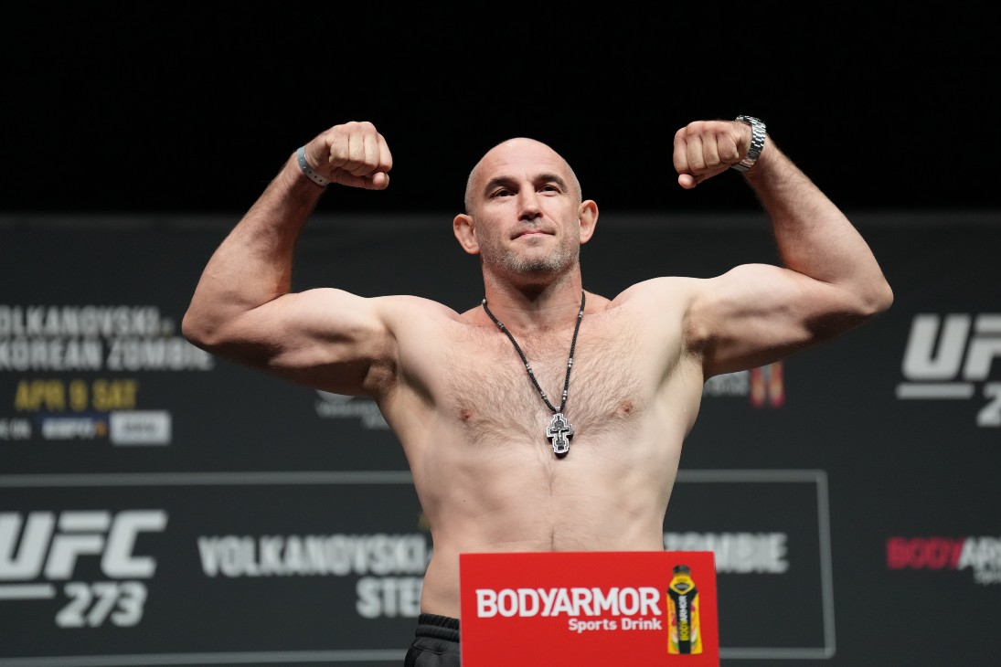 Алексей Олейник