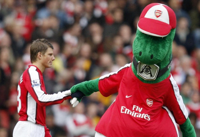 Аршавин против «Фулхэма» (8 фото)