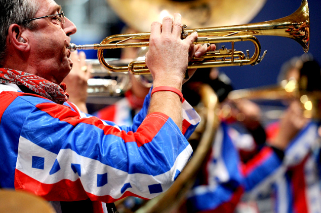 Победа голландского конькобежца на 1500 м (21 фото)