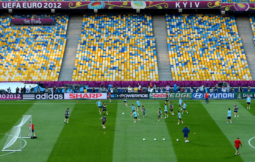 Испания — Италия: перед финалом