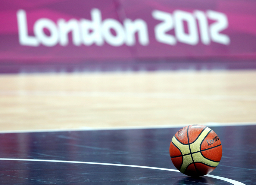 США - Франция 98:71