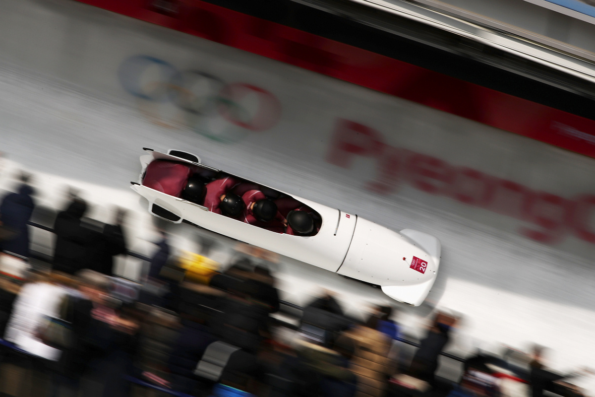 Золото немецких бобслеистов в четверках