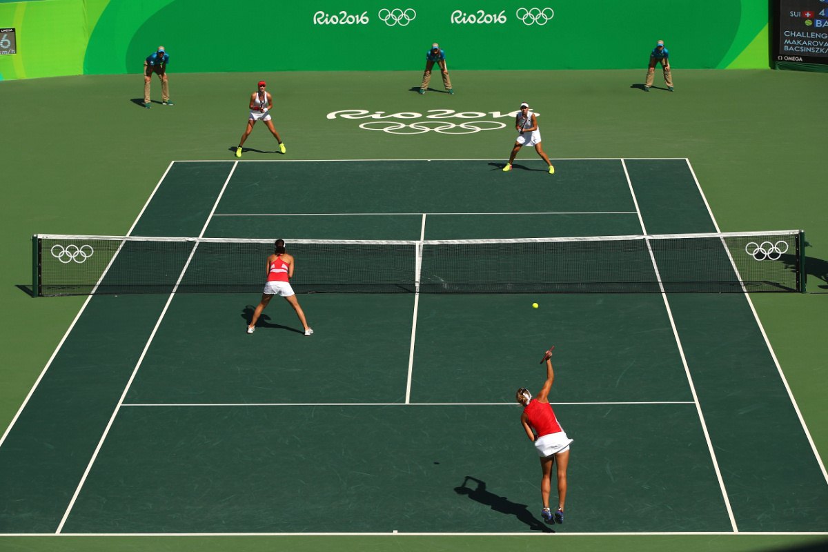 Золото Весниной и Макаровой в парном теннисе