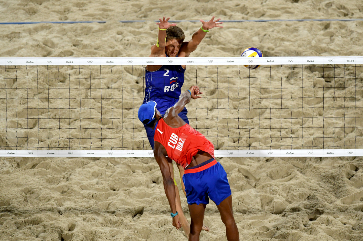 Победа пляжников Семенова и Красильникова в 1/4 финала