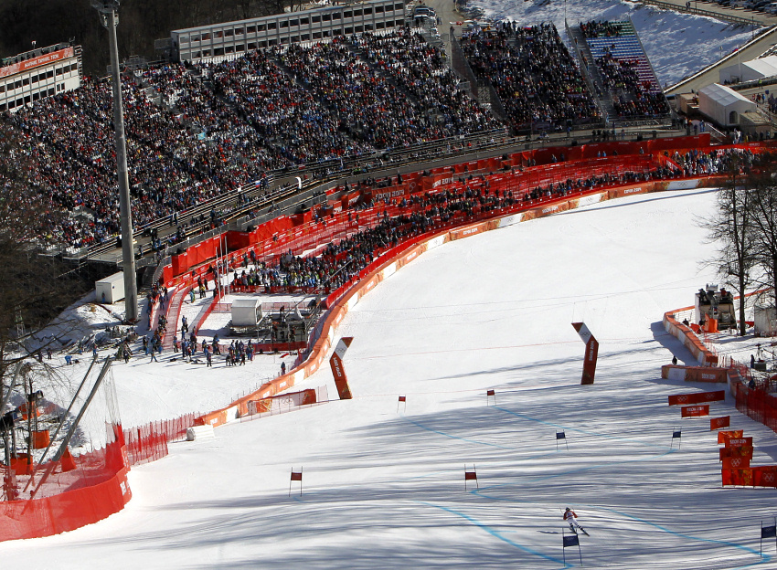 Золото австрийки Анны Феннингер в супергиганте