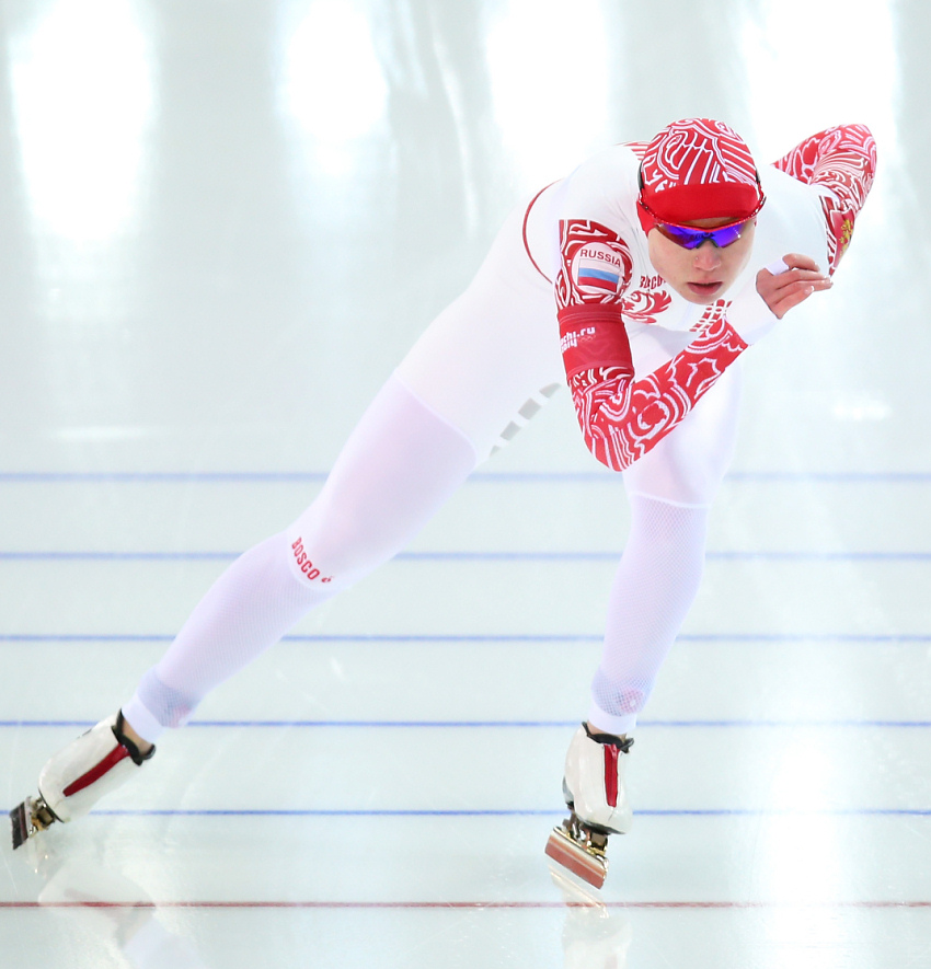 Голландский пьедестал в беге на 1500 метров у конькобежек