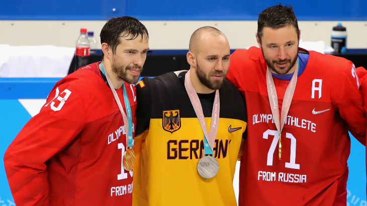 Павел Дацюк (слева)