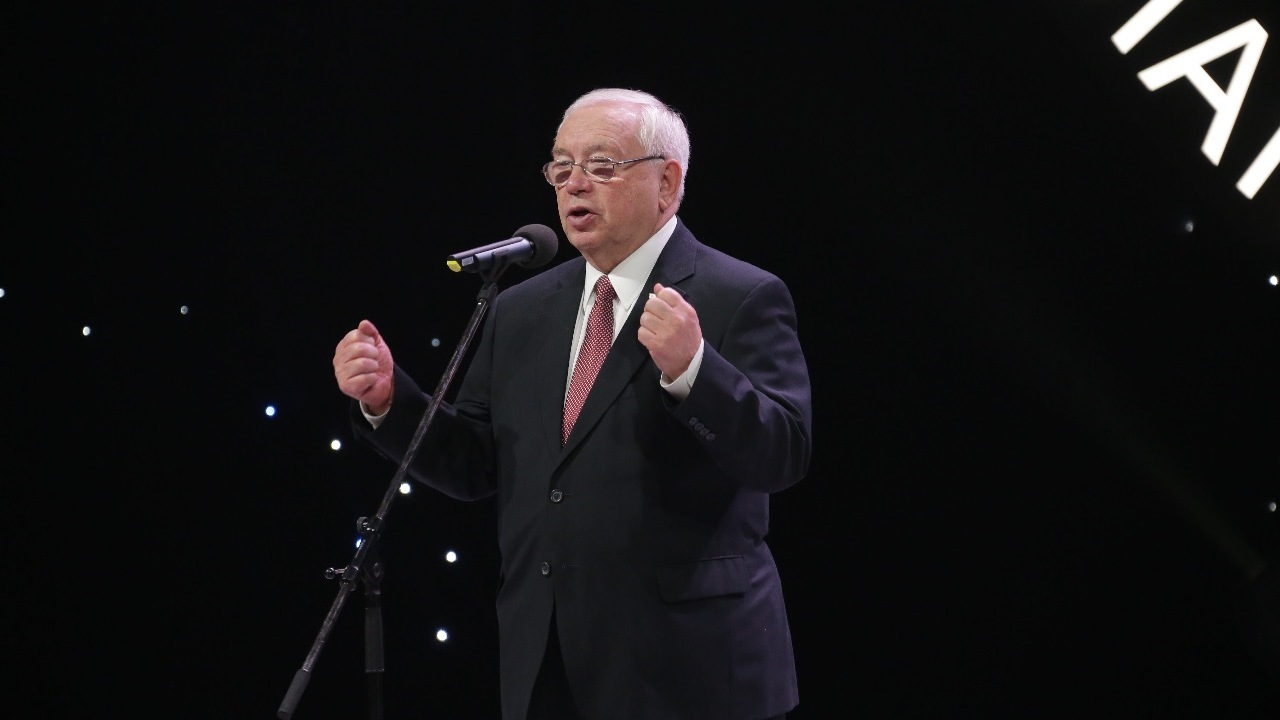 Владимир Лукин Владимир Лукин
