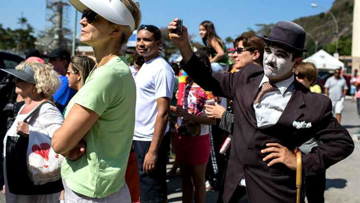 Великий немой ждет прибытие олимпийского огня