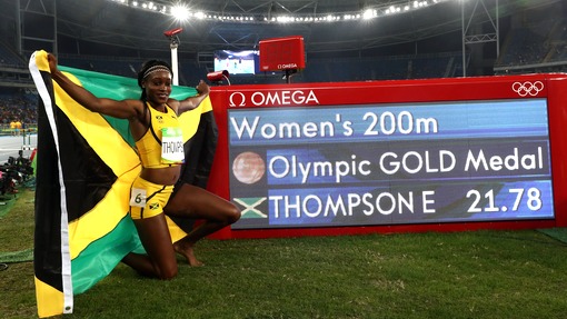 Элейн Томпсон