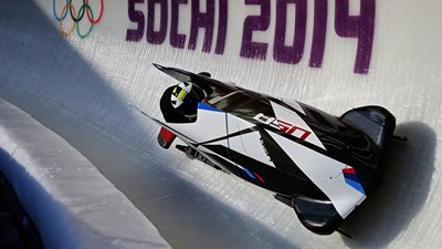 Боб на трассе в Сочи