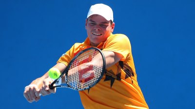 Милош Раонич