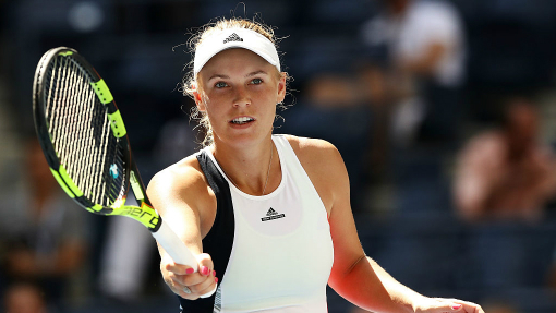 Каролин Возняцки