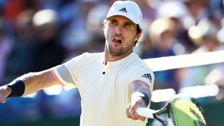 Миша Зверев