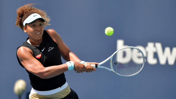 Наоми Осака