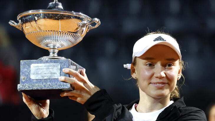 Елена Рыбакина