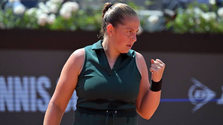 Елена Остапенко