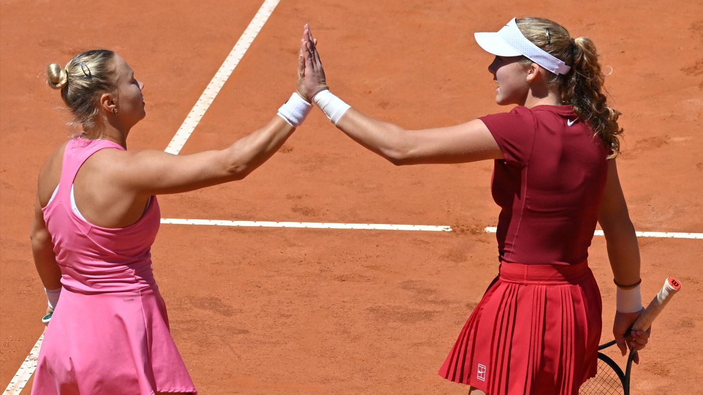 Диана Шнайдер и Мирра Андреева