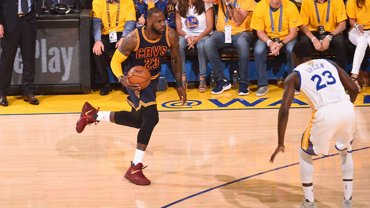 Леброн Джеймс