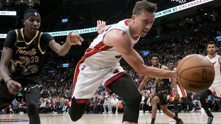 «Майами» — «Филадельфия»