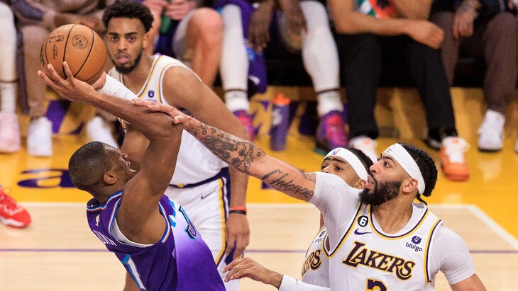 «Лос-Анджелес Лейкерс» — «Юта»
