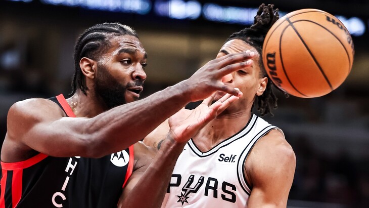 «Чикаго» — «Сан-Антонио»