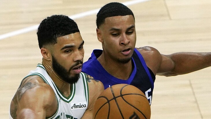 «Сакраменто» — «Бостон»